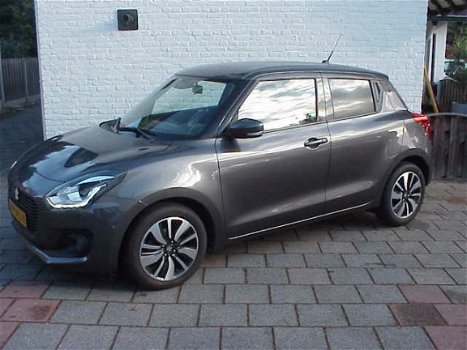 Suzuki Swift - 1.2 5drs stijl full options navigatie cruise enz - 1