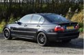 BMW 3-serie - 318i Executive / 1e eigenaar / airconditioning / cruise control / zwarte M5 velgen - 1 - Thumbnail