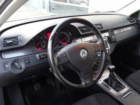 Volkswagen Passat Variant - 1.9 TDI Trendline BlueMotion - 1