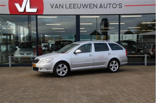 Skoda Octavia Combi - 1.9 TDI Elegance Business Line | Navigatie | Cruise Control | Automaat | APK t - 1