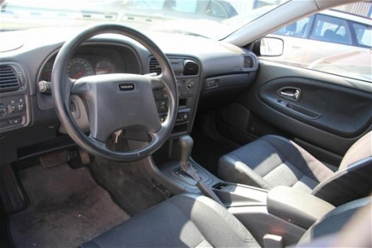 Volvo S40 - 1.8 Europa | APK tot 20-03-2020 | Airco | Radio CD | Automaat | - 1