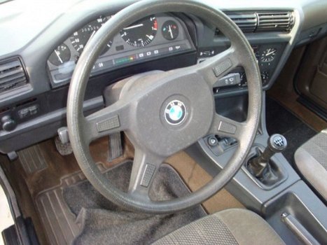 BMW 3-serie - 316i 1.8l - 1