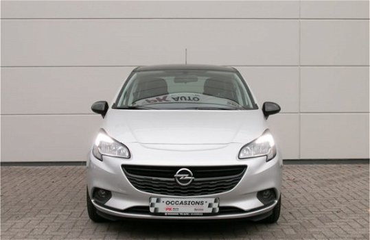 Opel Corsa - 1.4 Color Edition Automaat met 8409 km gereden Complete uitvoering - 1
