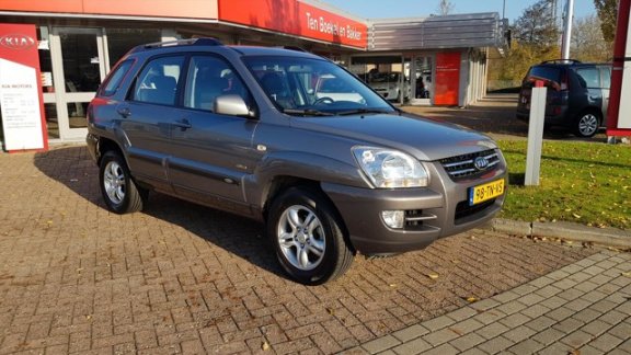 Kia Sportage - 2.0 CRDI 4WD Adventure - 1