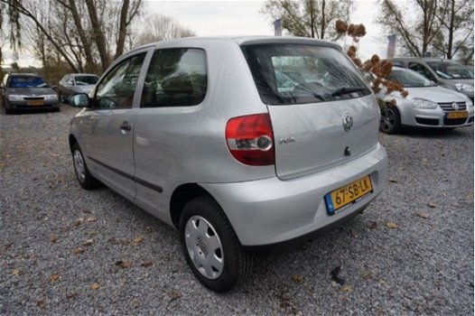 Volkswagen Fox - 1.2 trendline stuurbk zeer nette auto - 1