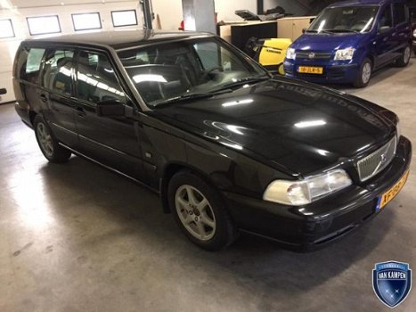 Volvo V70 - 2.5 - 1