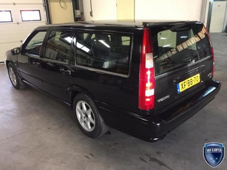 Volvo V70 - 2.5 - 1