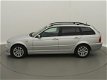 BMW 3-serie Touring - 325xi executive / automaat / leder / 4 x 4 / airco -ecc / mooie auto - 1 - Thumbnail