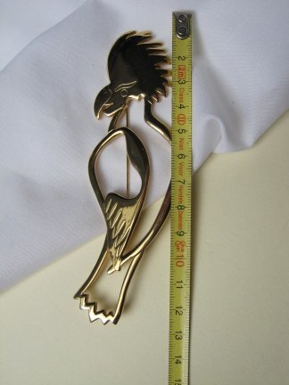 Broche goudkleurige papegaai/kaketoe vogel 12.3x4.0 cm - Afbeelding 3