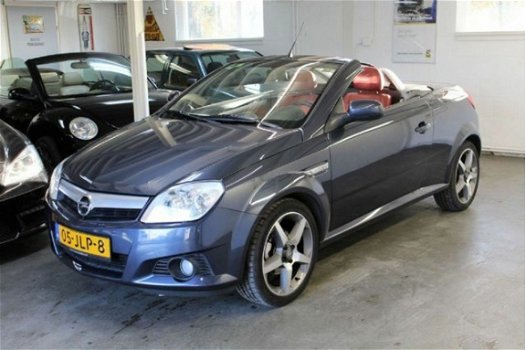 Opel Tigra TwinTop - 1.4-16V Temptation NEDERLANDS GELEVERD - 1