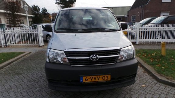 Toyota HiAce - 2.5 D-4D LWB Comfort DC Airco - 1