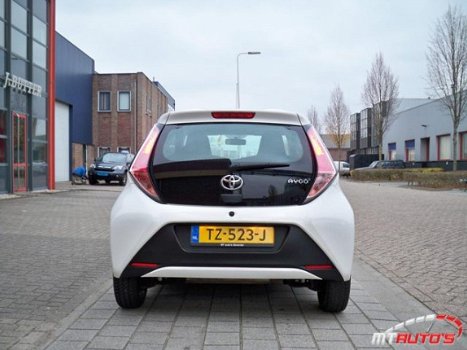 Toyota Aygo - 1.0 VVT-i x-play - 1