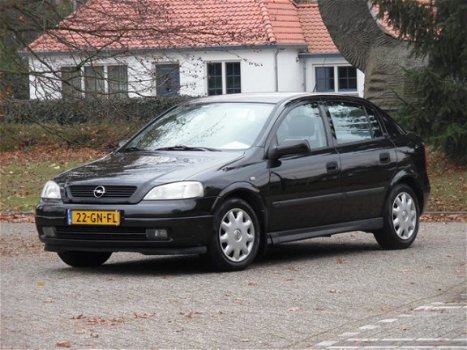 Opel Astra - 1.6-16V Comfort 2e eigenaar/5DRS/NAP//Rijd als nieuw - 1