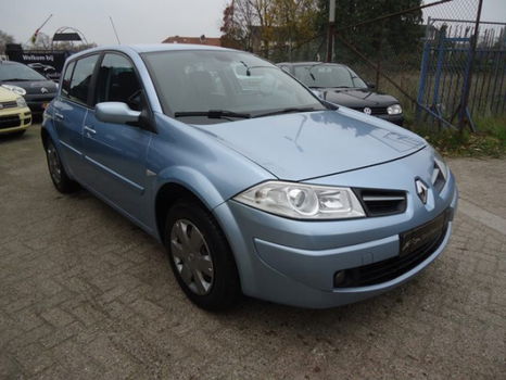 Renault Mégane - 1.6-16V Business Line 5 Deurs / 1e EIGENAAR / NAVIGATIE / CLIMATE CONTROL / CRUISE - 1