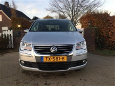 Volkswagen Touran - 1.4 16V TSI Leer Navi Pdc Park Assist