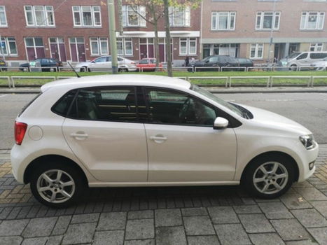 Volkswagen Polo - 1.2-12V BlueMotion Comfortline 5 DEURS / AIRCO / ZEER NETJES - 1