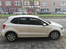 Volkswagen Polo - 1.2-12V BlueMotion Comfortline 5 DEURS / AIRCO / ZEER NETJES