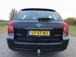 Toyota Avensis Wagon - 1.8 16v VVT-i Terra 2006 CLIMA - 1 - Thumbnail