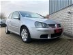 Volkswagen Golf - 1.6 FSI Sportline - 1 - Thumbnail