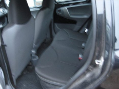 Toyota Aygo - 1.0-12V Access - 1