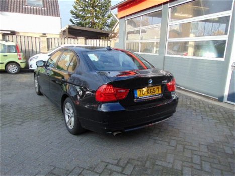 BMW 3-serie - 318i Business Line - 1