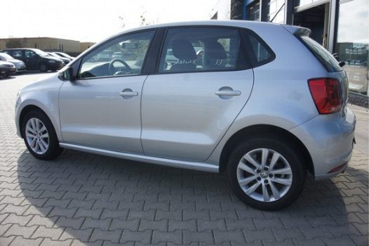 Volkswagen Polo - 1.2 TSI COMFORTLINE Airco , Licht Metaal , Cruise Control - 1