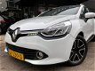 Renault Clio Estate - 1.5 dCi ECO NIGHT AND DAY NAVI AIRCO LMV PDC SL.76D.KM - 1 - Thumbnail
