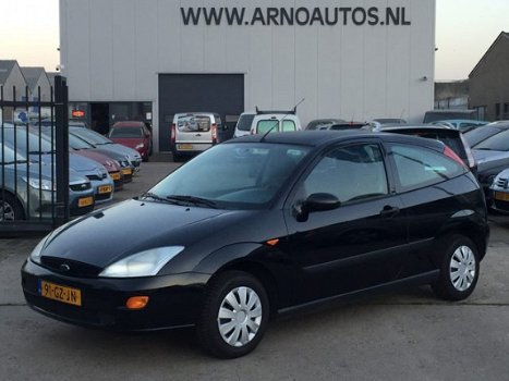 Ford Focus - 1.4-16V Trend, AIRCO, ELEK-RAMEN, RADIO-CD, CENT-VERGRENDELING - 1