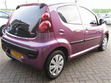 Peugeot 107 - 1.0 Envy | AIRCO | 1e EIGENAAR | ZUINIGE 5-DEURS | ISOFIX | BLUETOOTH | BOVAG GARANTIE