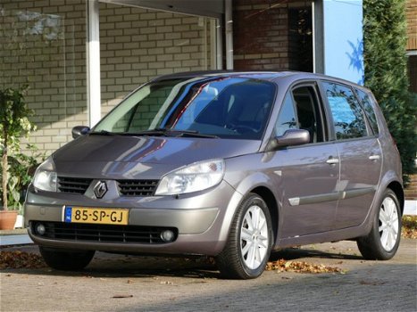 Renault Scénic - 2.0-16V Tech Line slechts 104000km - 1