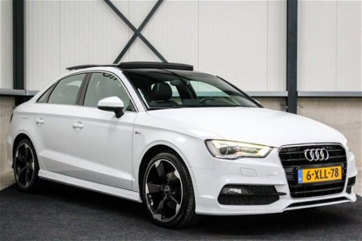 Audi A3 Limousine - 1.4 TFSI CoD 150Pk S-Line 2e Eig|NL|DLR|Panoramadak|NAVI|Xenon|PDC|18inch Rotor - 1