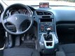 Peugeot 5008 - 1.6 VTi Blue Lease 5p. NAP, Dealer onderhouden, Rijdt op 3 Cilinders - 1 - Thumbnail