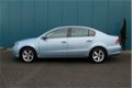 Volkswagen Passat - 1.6 TDI 105 PK BLUEMOTION EXECUTIVE EDITION /ECC/LMV/PDC/NAV. SUPERMOOI - 1 - Thumbnail