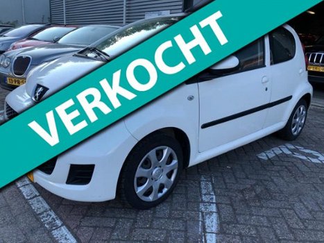 Peugeot 107 - 1.0-12V Blue Lease nieuwe apk 5-deurs airco elektrische ramen - 1