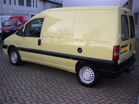 Peugeot Expert - 220C 2.0 HDI Avantage In Nieuwstaat Met NAP-PAS - 1