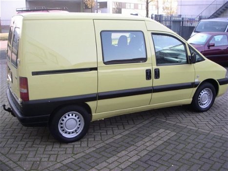 Peugeot Expert - 220C 2.0 HDI Avantage In Nieuwstaat Met NAP-PAS - 1