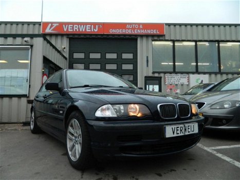 BMW 3-serie - 1.9 I 316 - 1