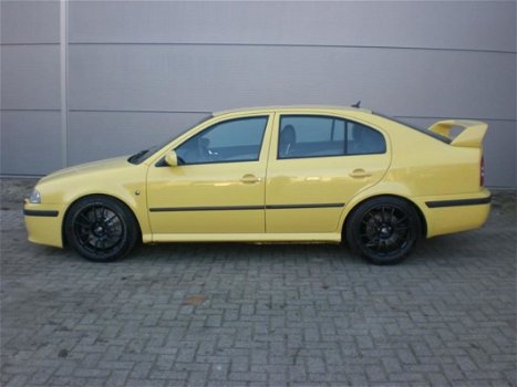 Skoda Octavia - 1.8 T RS - 1