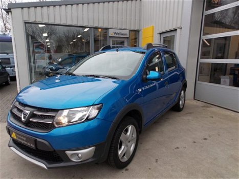 Dacia Sandero - 0.9 TCE STEPWAY LAURÉATE - 1