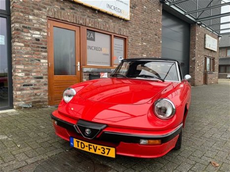 Alfa Romeo Spider - 2.0 Topstaat - 1