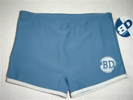 Nieuwe !! B & D Jongens Zwemboxer maat 110 Rafblauw - 1