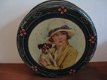 Mooi antiek blik Dame met Jack Russel, ca. 1925... - 4 - Thumbnail