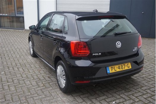 Volkswagen Polo - 1.4 TDI 90pk Comfortline 5drs | Navi | Airco | Cruise - 1