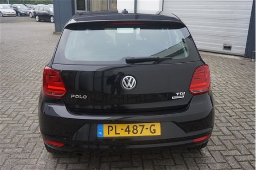 Volkswagen Polo - 1.4 TDI 90pk Comfortline 5drs | Navi | Airco | Cruise - 1