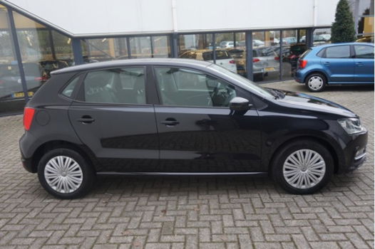 Volkswagen Polo - 1.4 TDI 90pk Comfortline 5drs | Navi | Airco | Cruise - 1