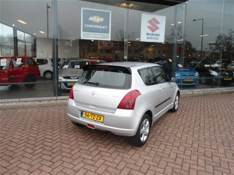 Suzuki Swift - 1.3 GLS , slechts 81.132km & DEALERONDERHOUDEN - 1