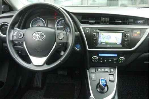 Toyota Auris Touring Sports - NL-Auto 1.8 Hybrid Lease Pro Xenon/nav/etc - 1