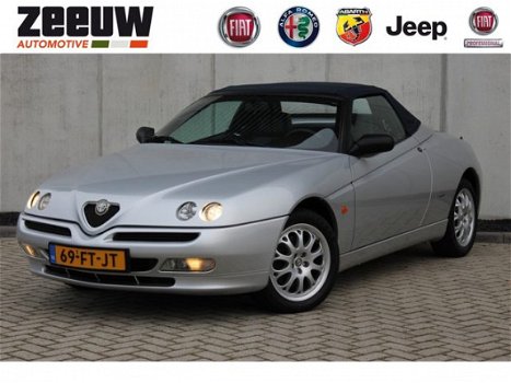 Alfa Romeo Spider - 2.0 16V T.Spark 155 PK Lusso 