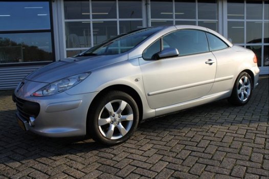 Peugeot 307 CC - 1.6-16V - 1