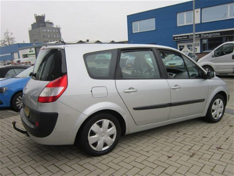 Renault Grand Scénic - 2.0-16V Business L - 1